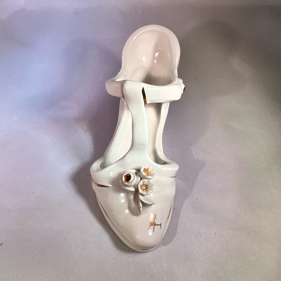 Miniature Collectable Porcelain Shoes Vintage Signed - Picture 5 of 14